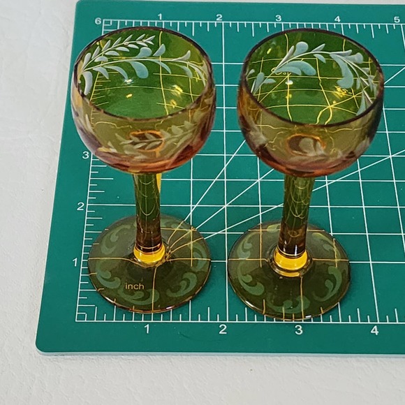 Set of 2 Amber Gold Cut to Clear Glass Liquor Cordial Glasses - Picture 7 of 8